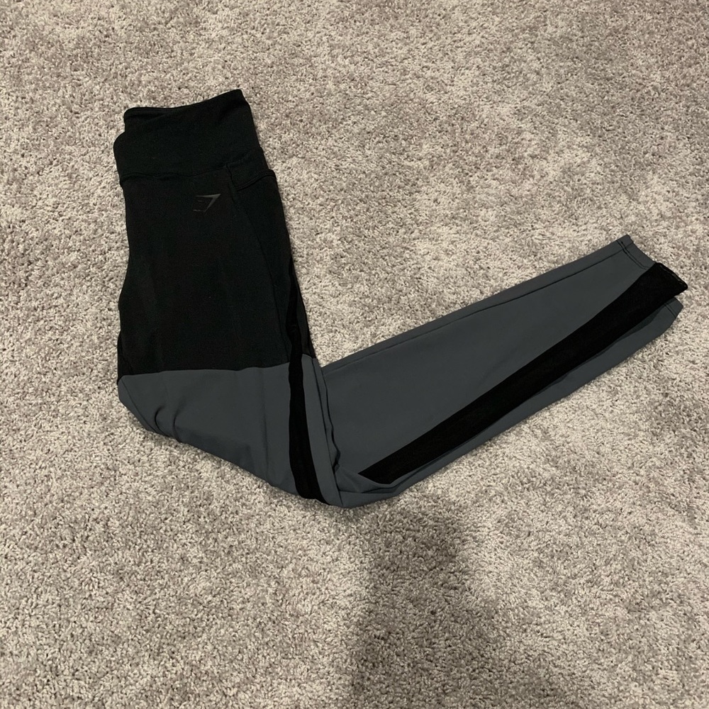 Gymshark two toned leggings -Nikki Blackketter